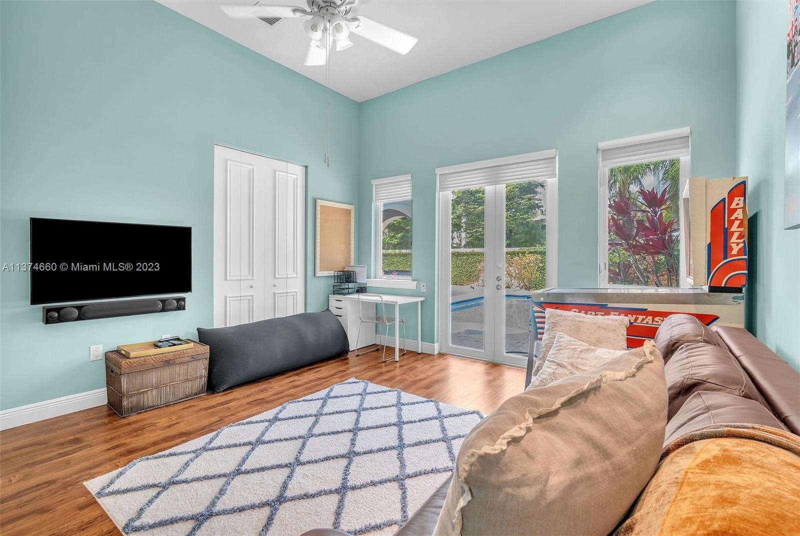 THREE ISLANDS 3RD SECTION - Residential