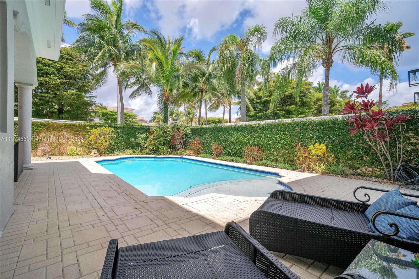 THREE ISLANDS 3RD SECTION - Residential