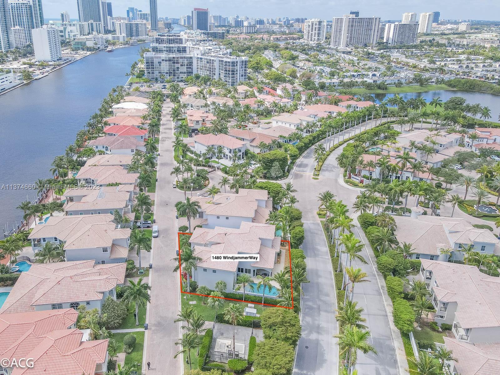 THREE ISLANDS 3RD SECTION - Residential