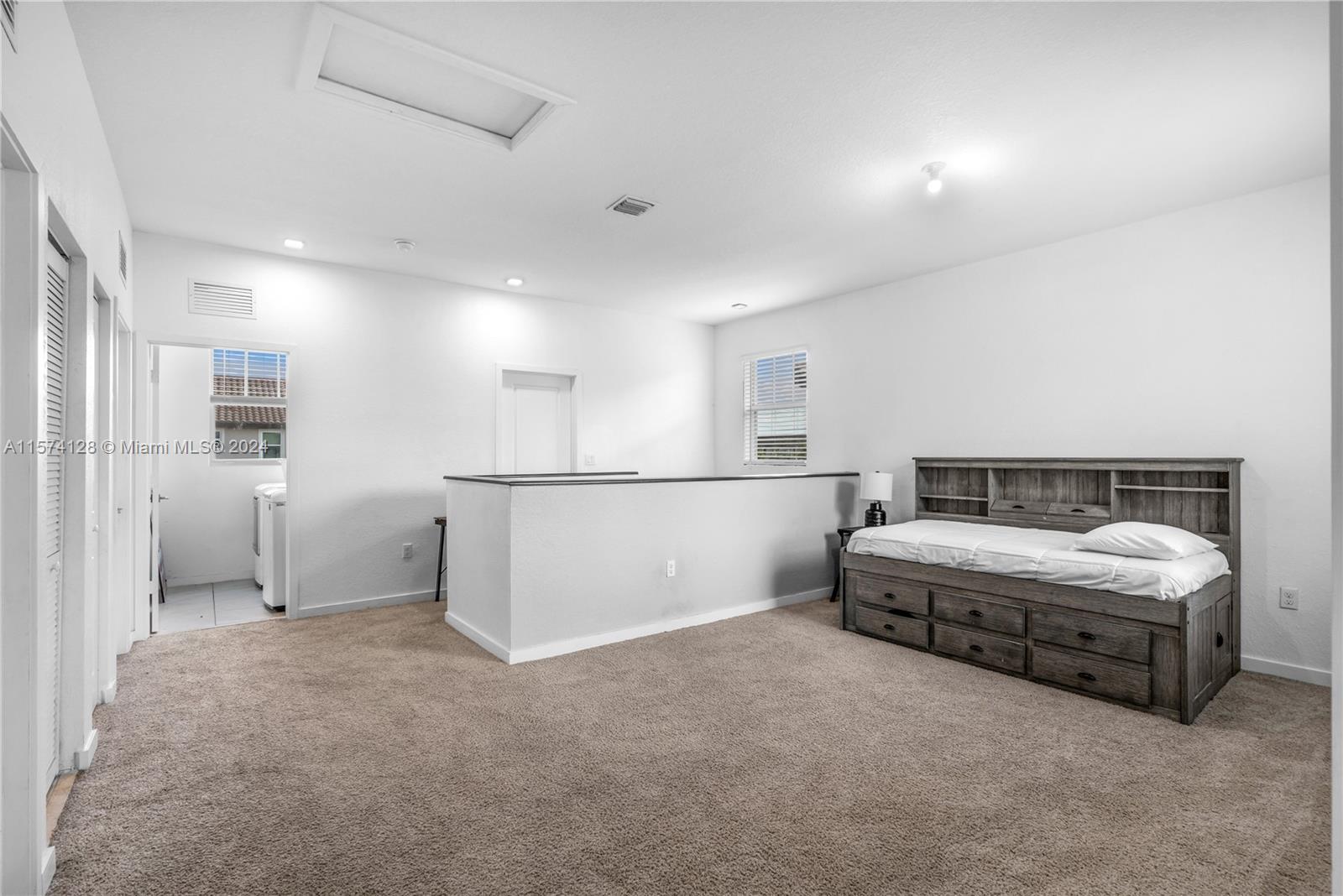 SUMMERVILLE VILLAS - Residential