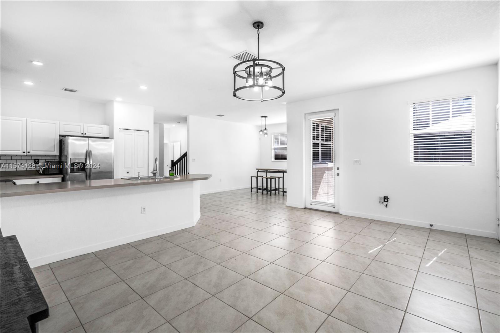 SUMMERVILLE VILLAS - Residential