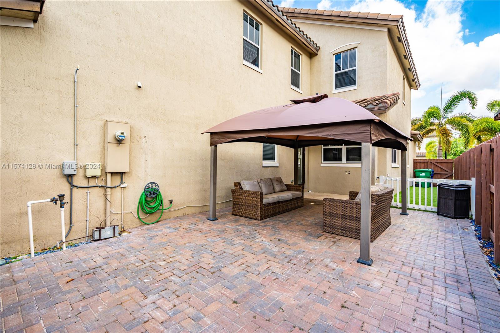 SUMMERVILLE VILLAS - Residential