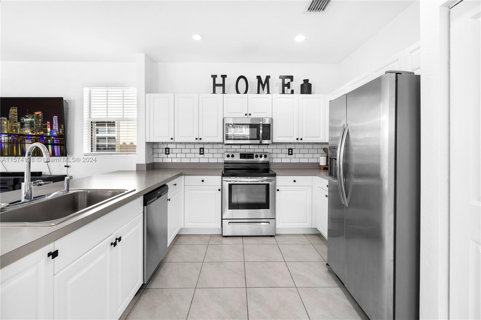 SUMMERVILLE VILLAS - Residential