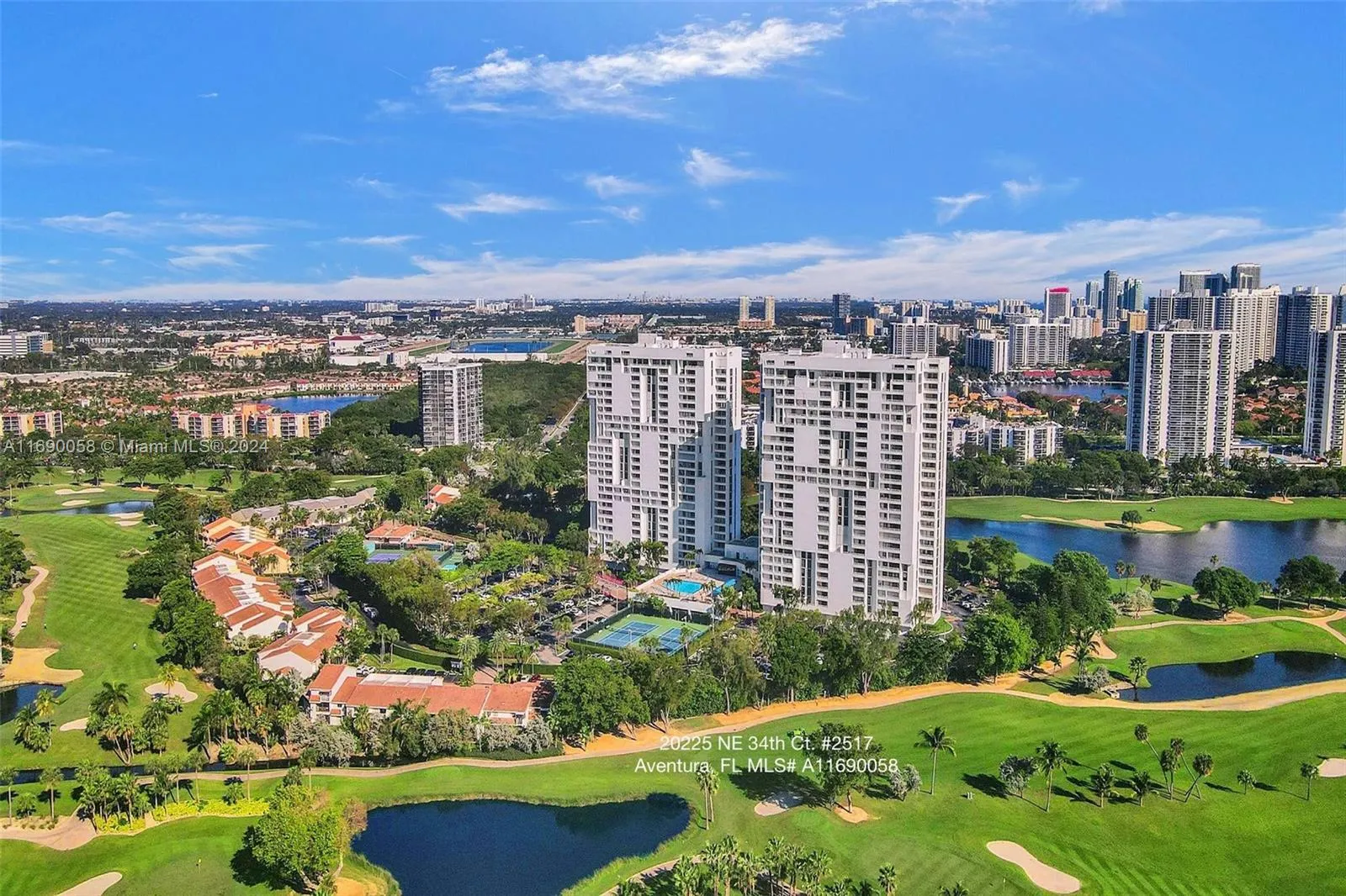 Aventura, Florida 33180, United States, 3 Bedrooms Bedrooms, ,3 BathroomsBathrooms,Residential,Active,33623