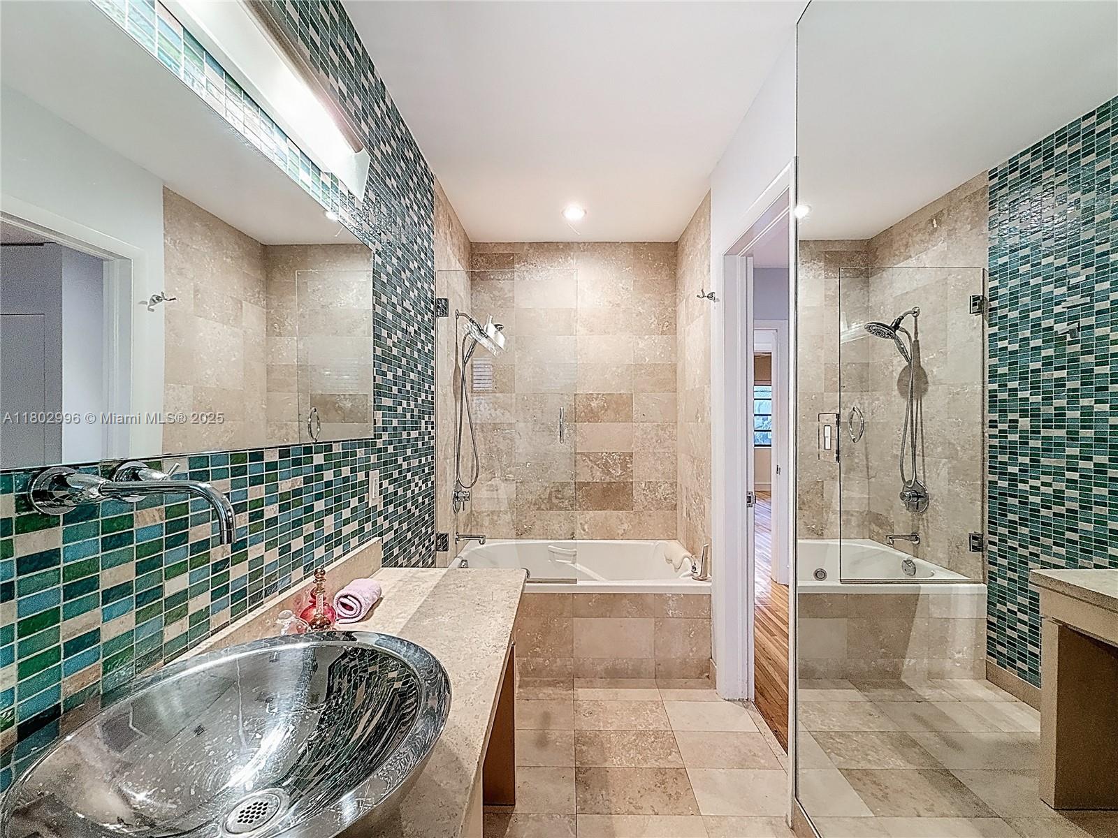 CRYSTAL HEIGHTS - Residential