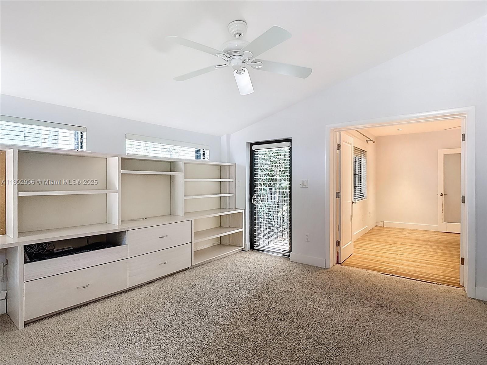 CRYSTAL HEIGHTS - Residential