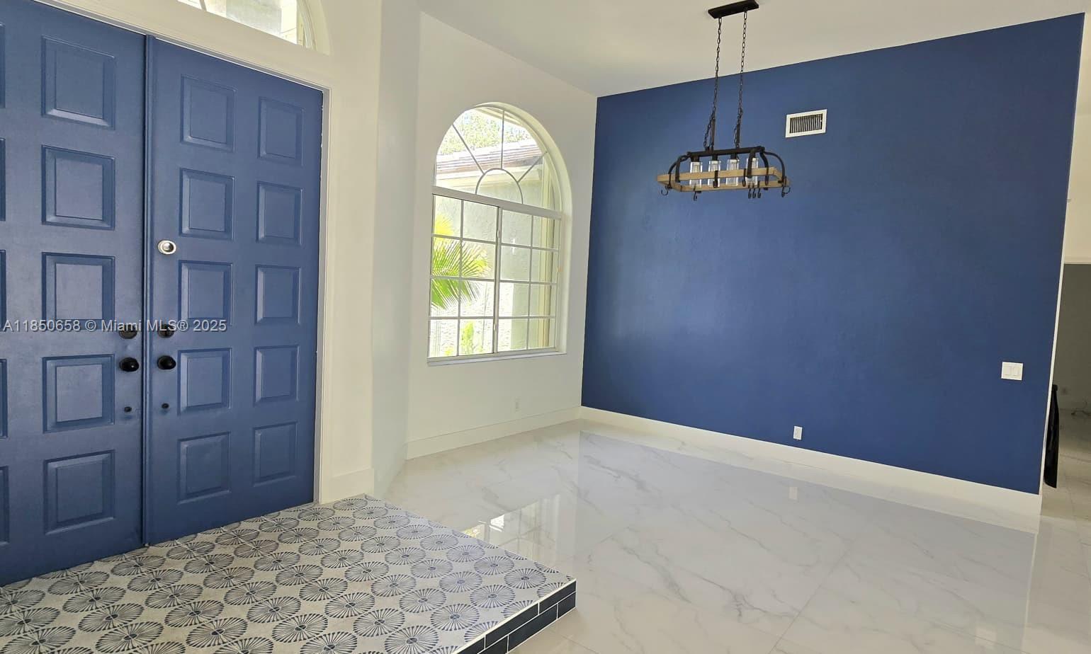 THE ISLANDS - Residential Lease