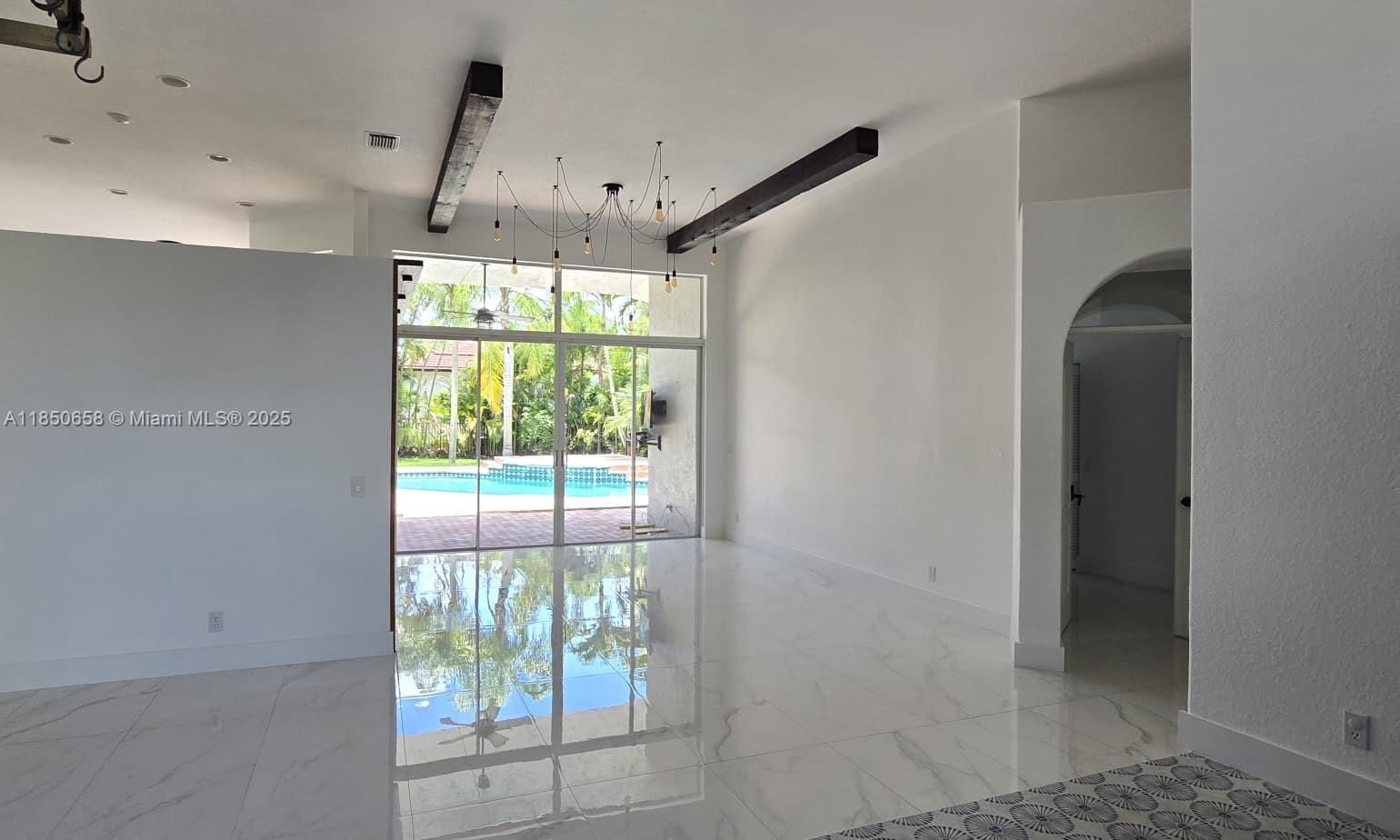 THE ISLANDS - Residential Lease