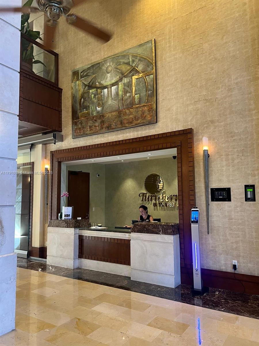 TURNBERRY ON THE GREEN CO - Residential