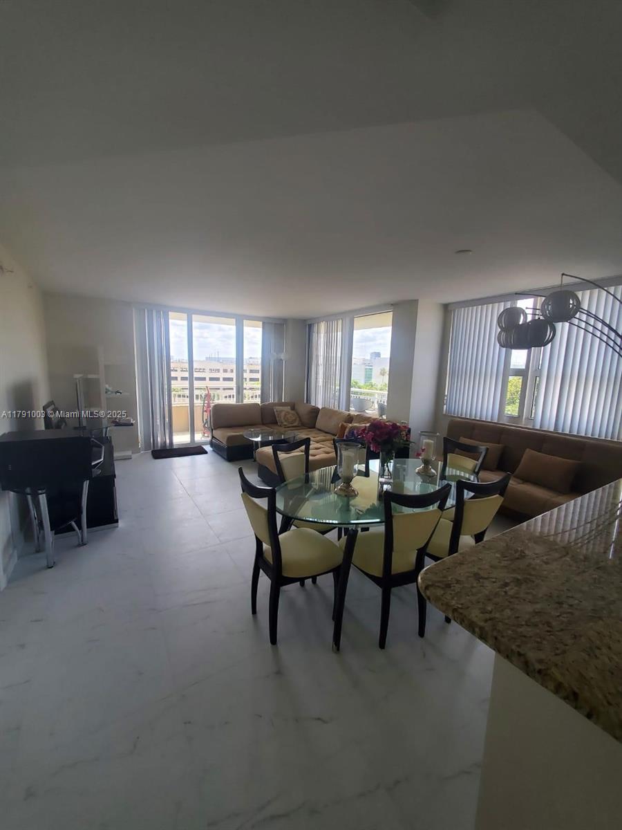 TURNBERRY ON THE GREEN CO - Residential