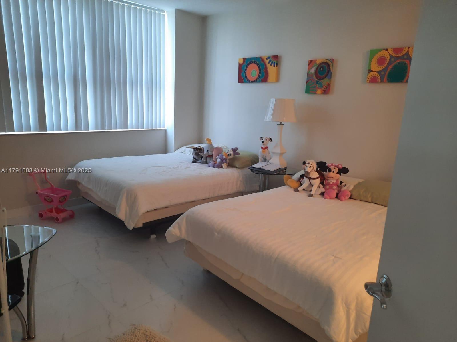 TURNBERRY ON THE GREEN CO - Residential