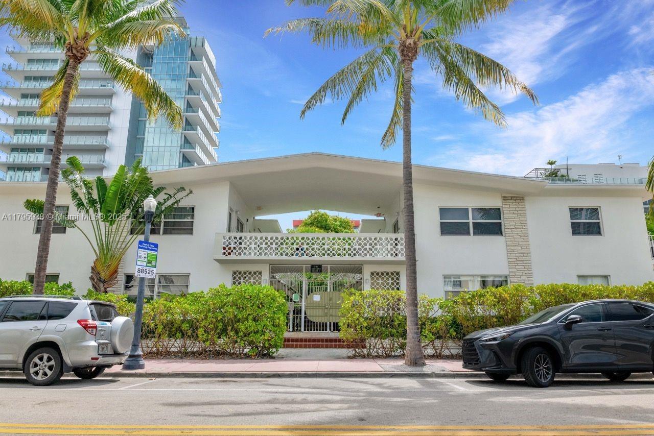 101 Collins Ave 16, Miami Beach, Miami-Dade County, Florida - 1 Bedrooms  
1 Bathrooms - 