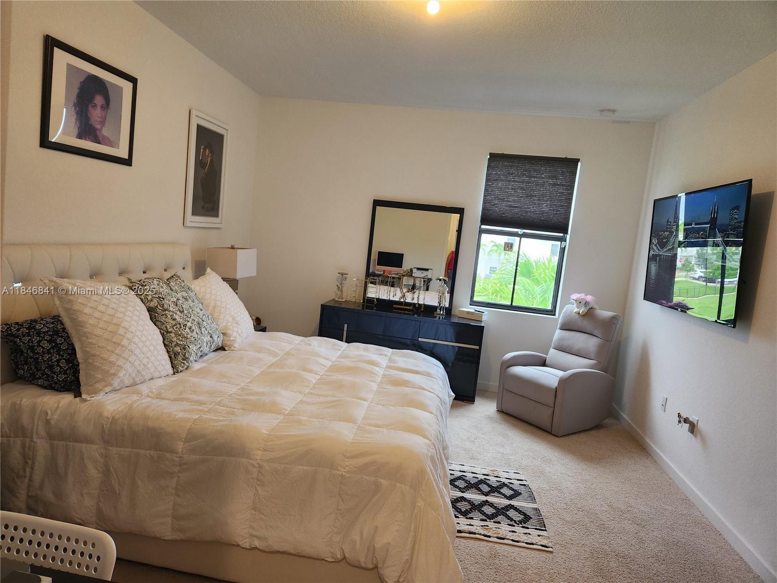 HIGHLAND OAKS - Residential Lease