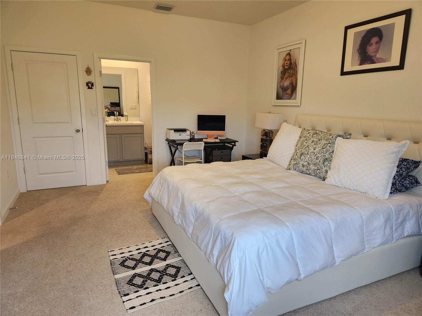 HIGHLAND OAKS - Residential Lease