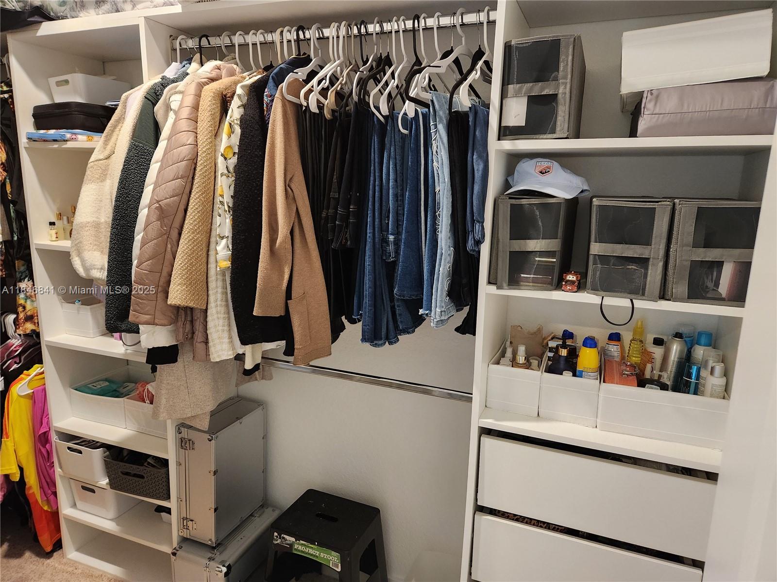 HIGHLAND OAKS - Residential Lease