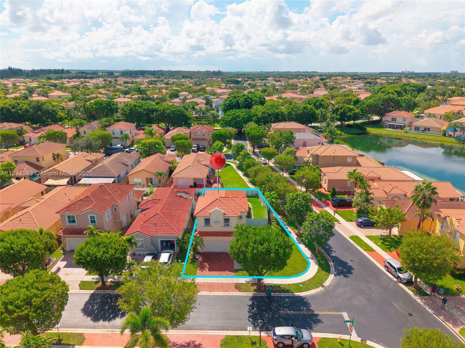 PORTOFINO BAY - Residential