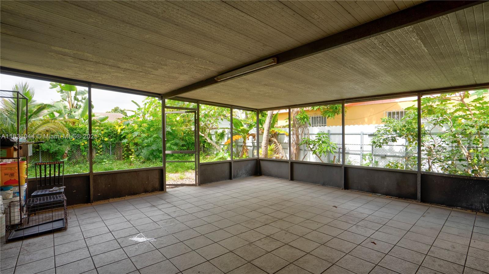 HIGHLAND MANOR SEC 5 - Residential