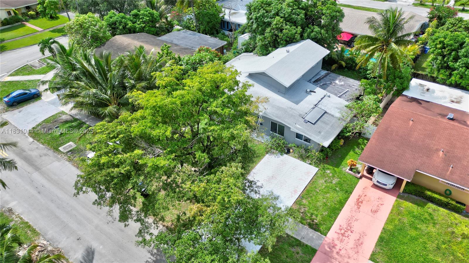 HIGHLAND MANOR SEC 5 - Residential