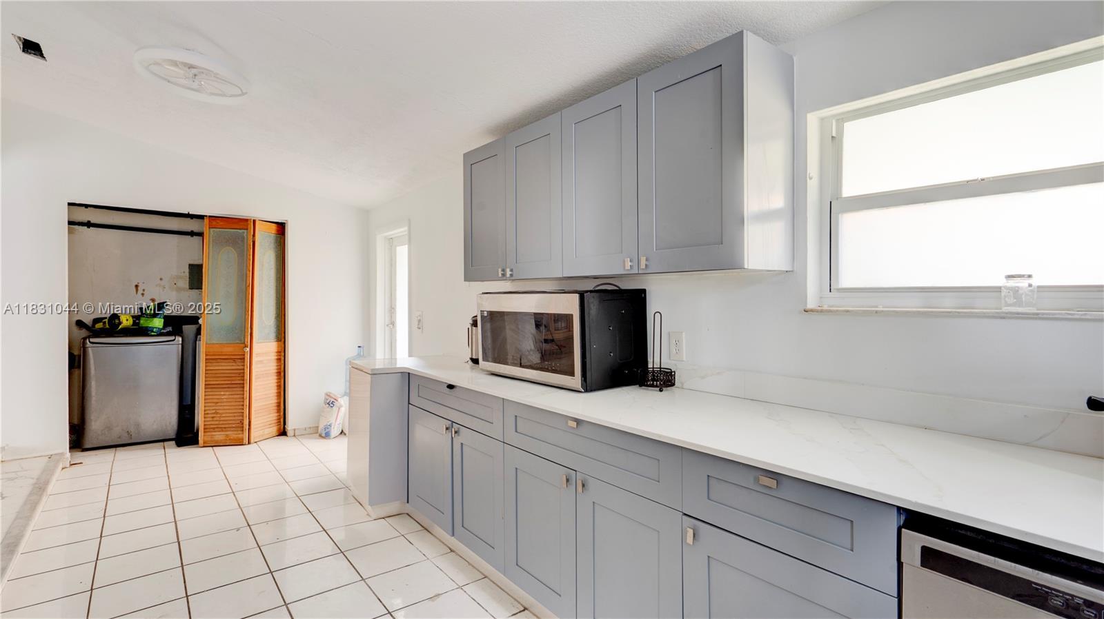 HIGHLAND MANOR SEC 5 - Residential