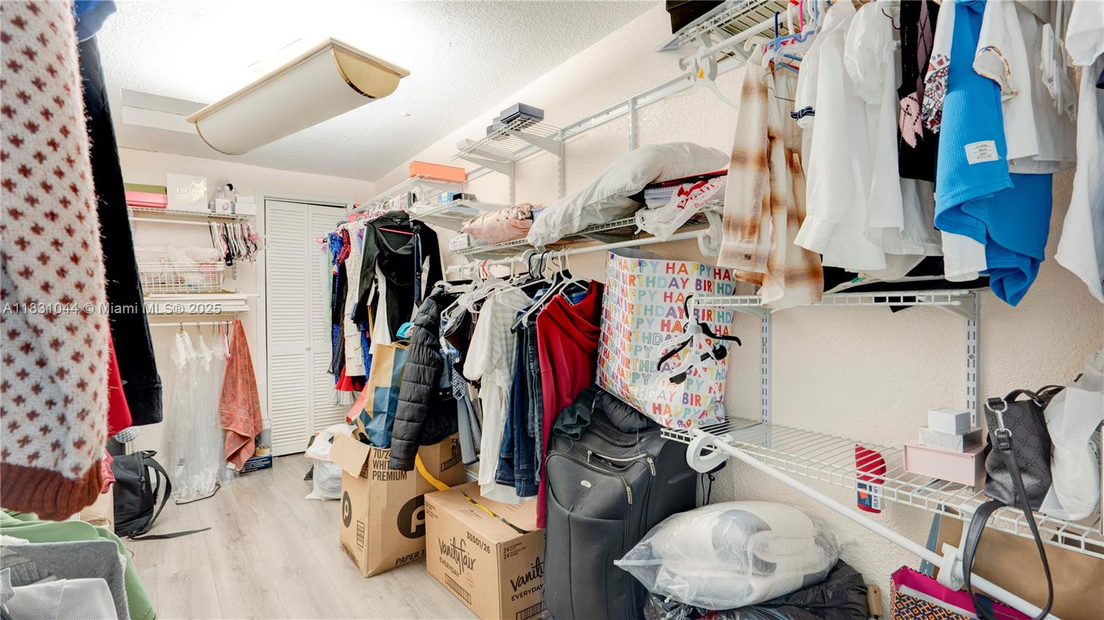 HIGHLAND MANOR SEC 5 - Residential