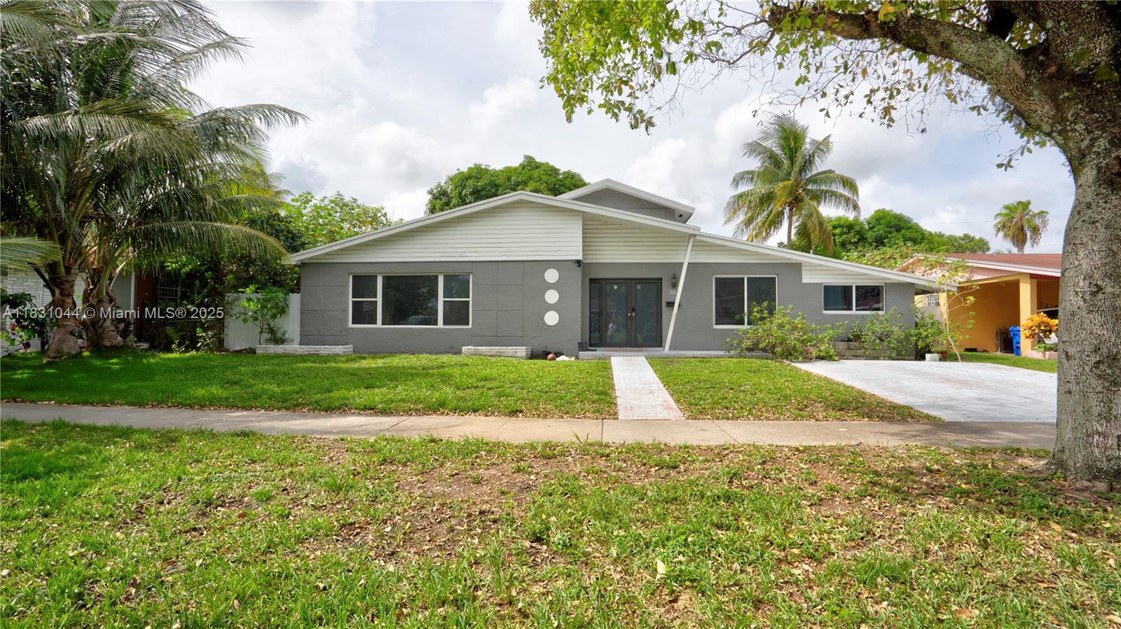 HIGHLAND MANOR SEC 5 - Residential