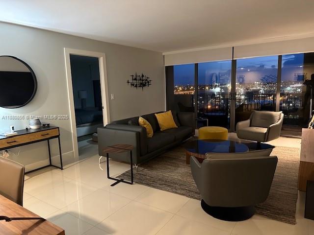 PALM BEACH HOUSE CONDO - Residential Lease