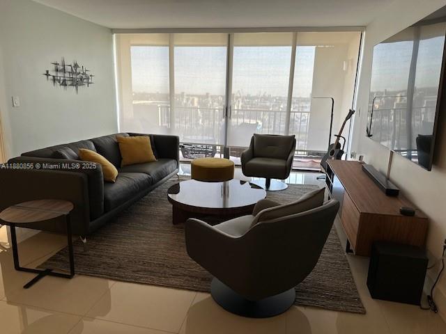 PALM BEACH HOUSE CONDO - Residential Lease