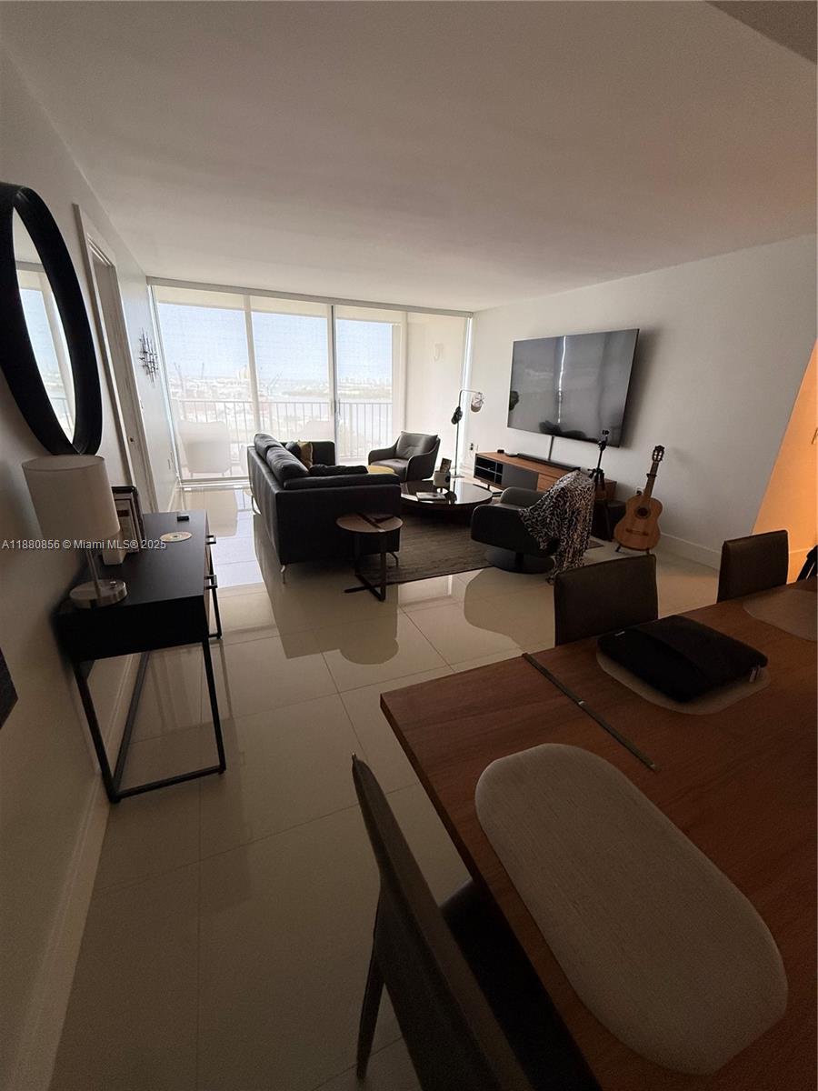 PALM BEACH HOUSE CONDO - Residential Lease