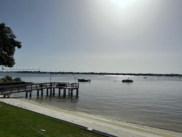 PALM BEACH HOUSE CONDO - Residential Lease