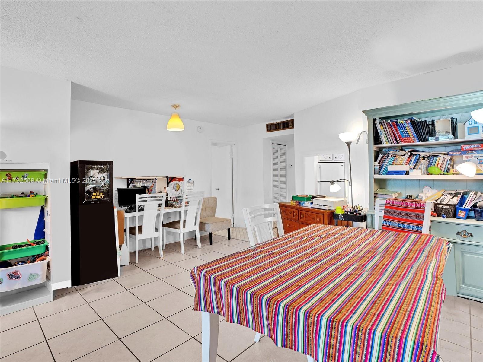 JADE WINDS GROUP - - Residential