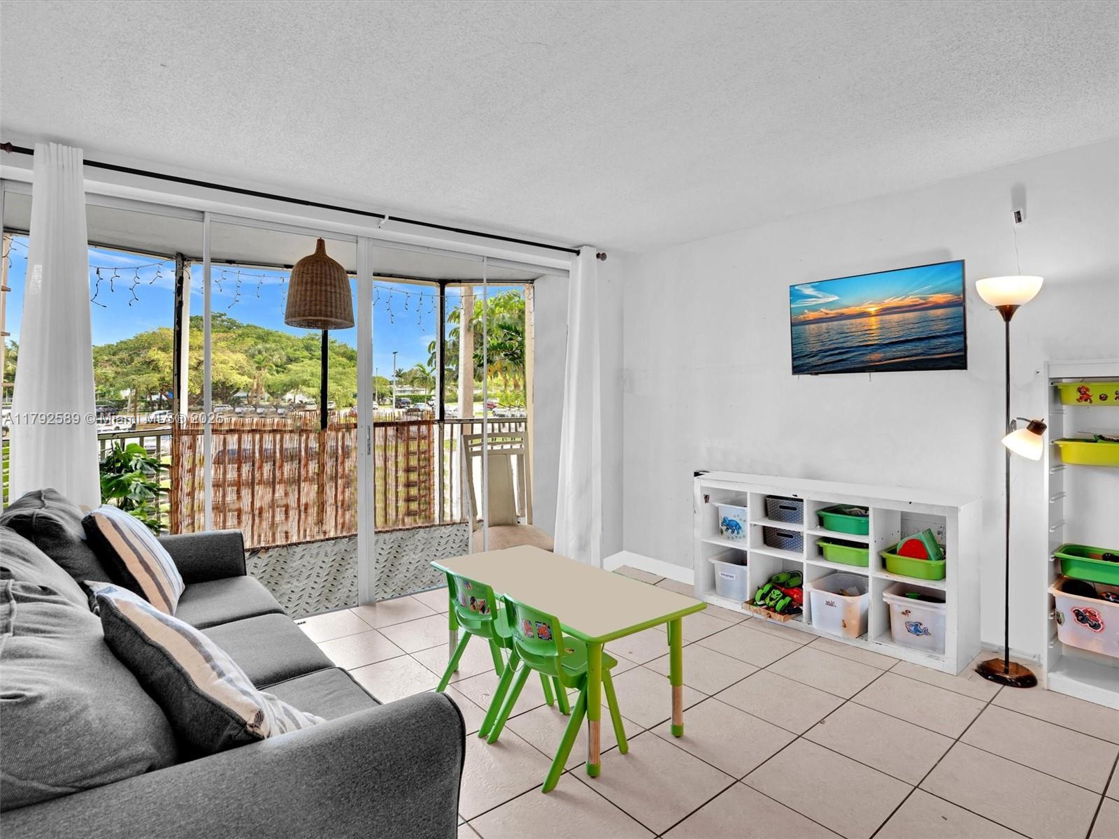 JADE WINDS GROUP - - Residential