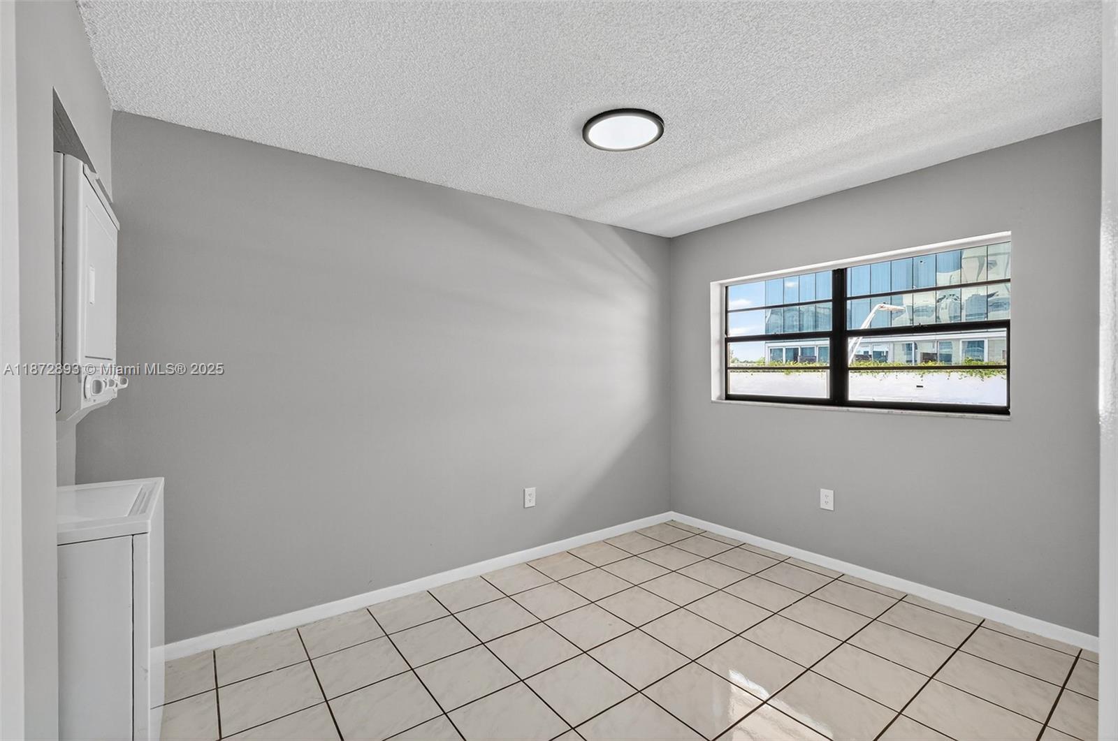 Ocean View Plaza - Residential