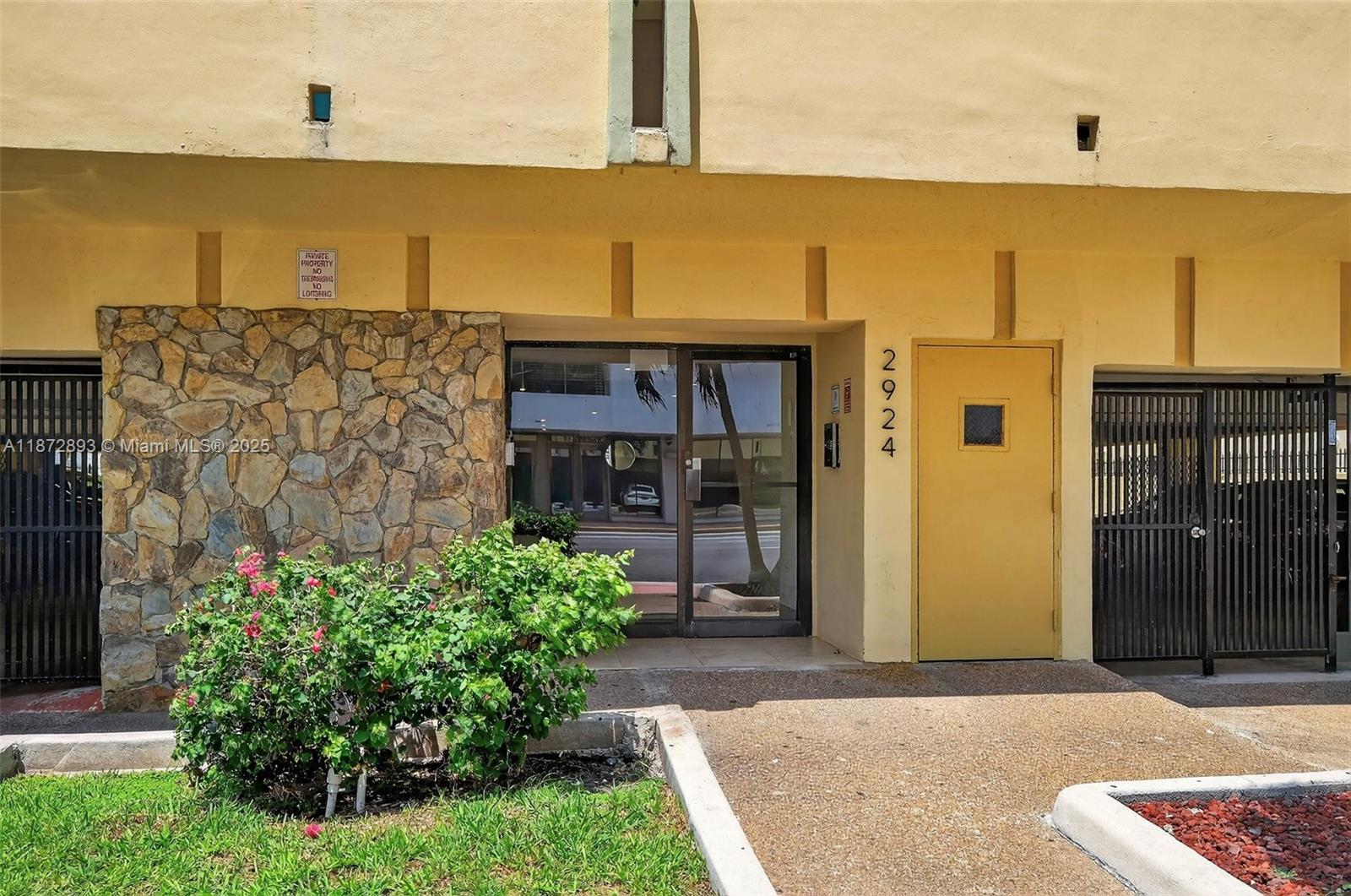 Ocean View Plaza - Residential