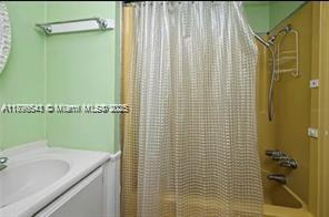 HOLIDAY MOB ESTS 3RD ADD - Residential