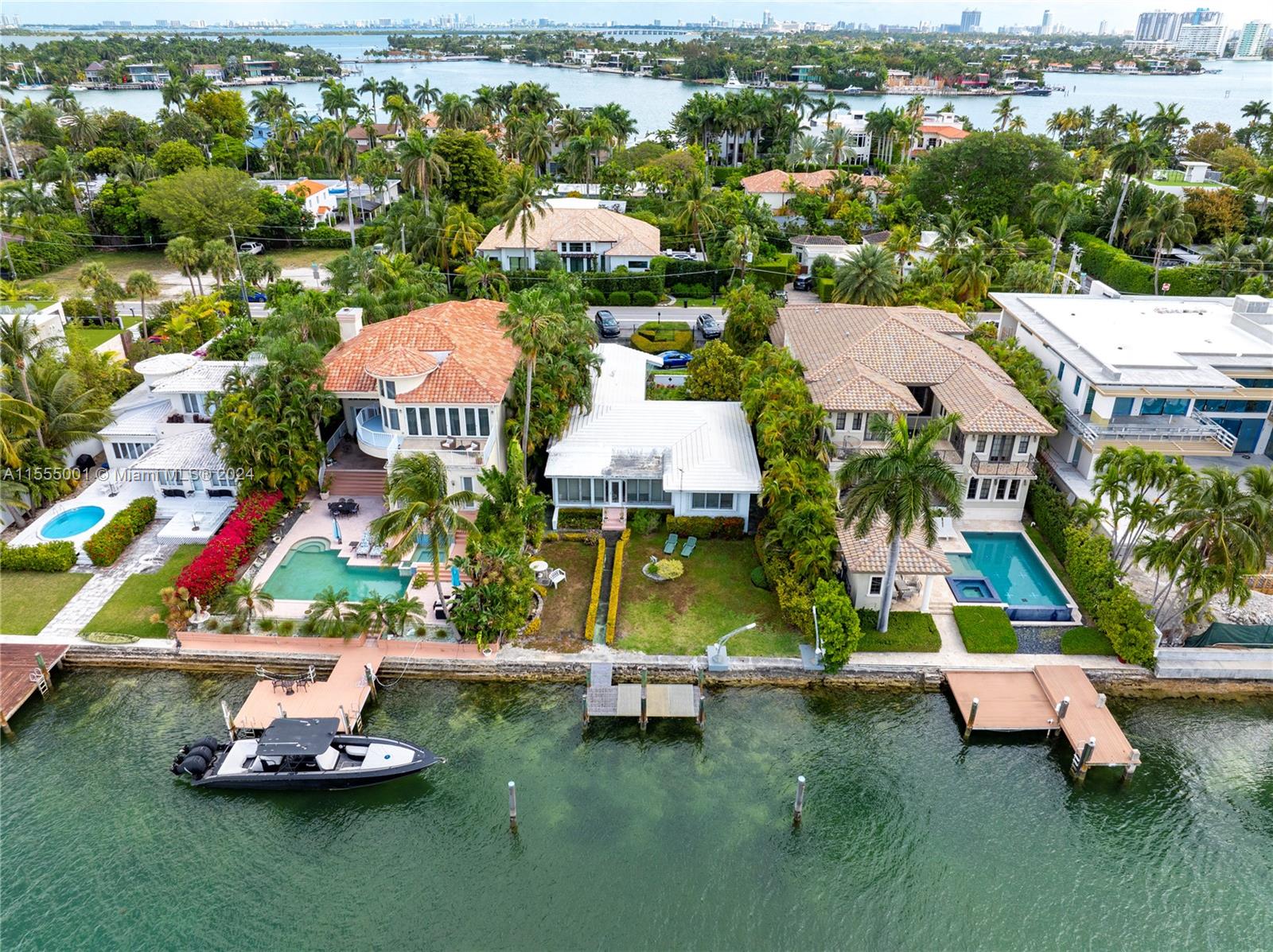 HIBISCUS ISLAND - Residential