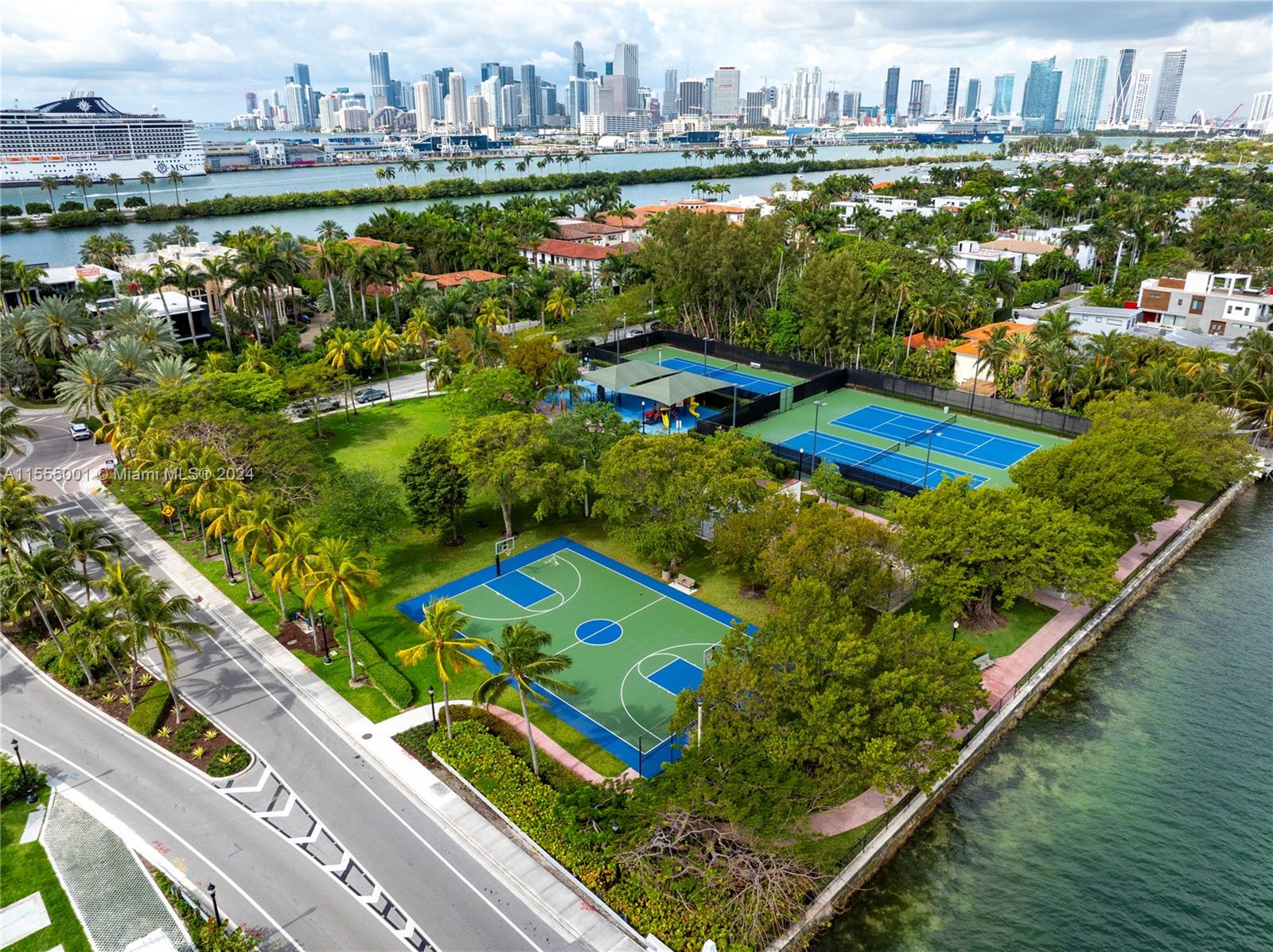 HIBISCUS ISLAND - Residential