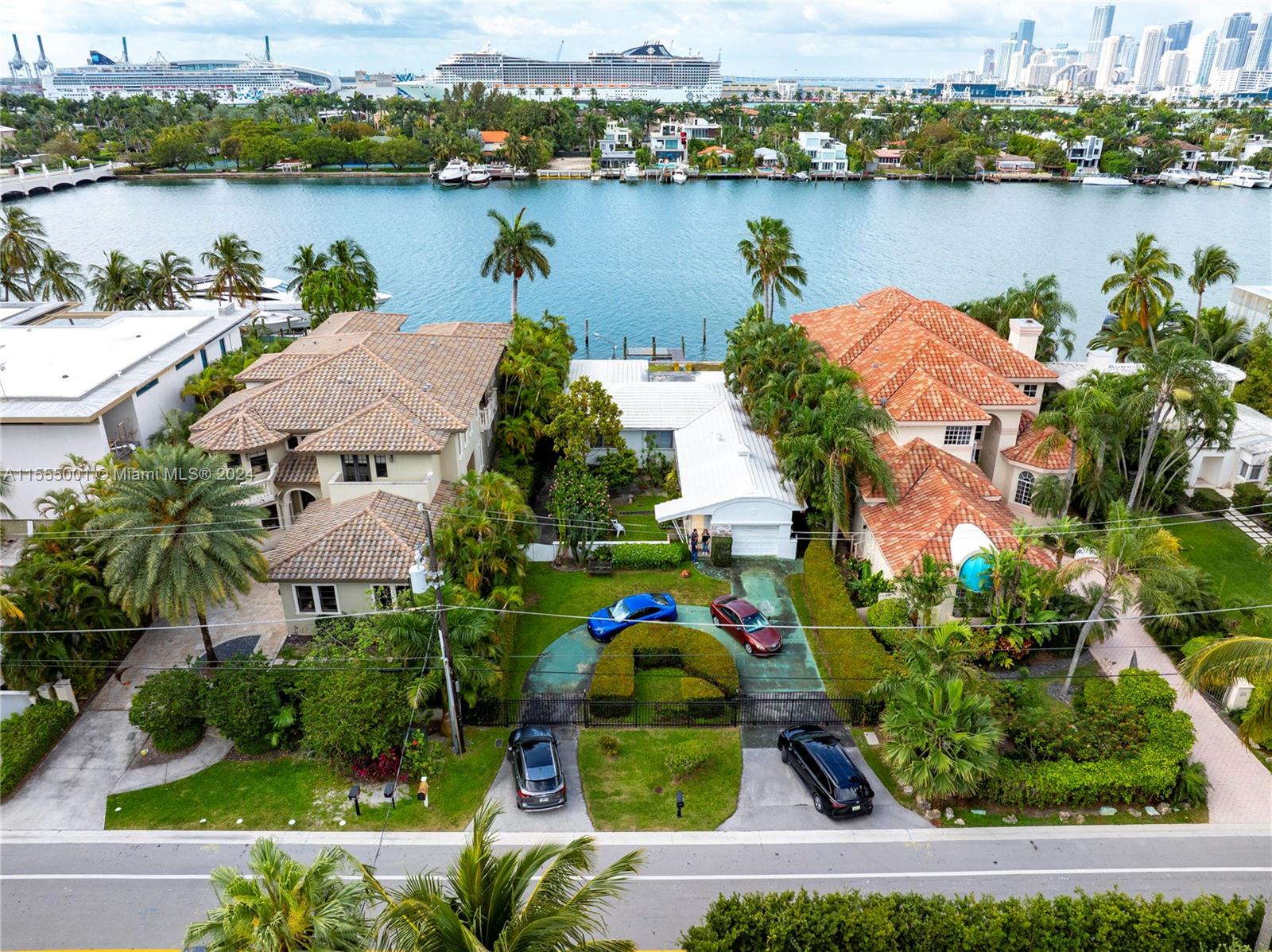 HIBISCUS ISLAND - Residential