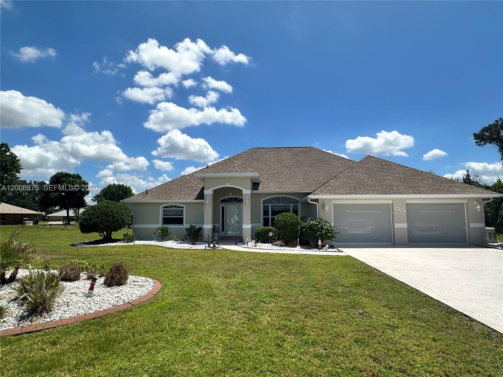 Sun N LAKE Manor Hill - Residential
