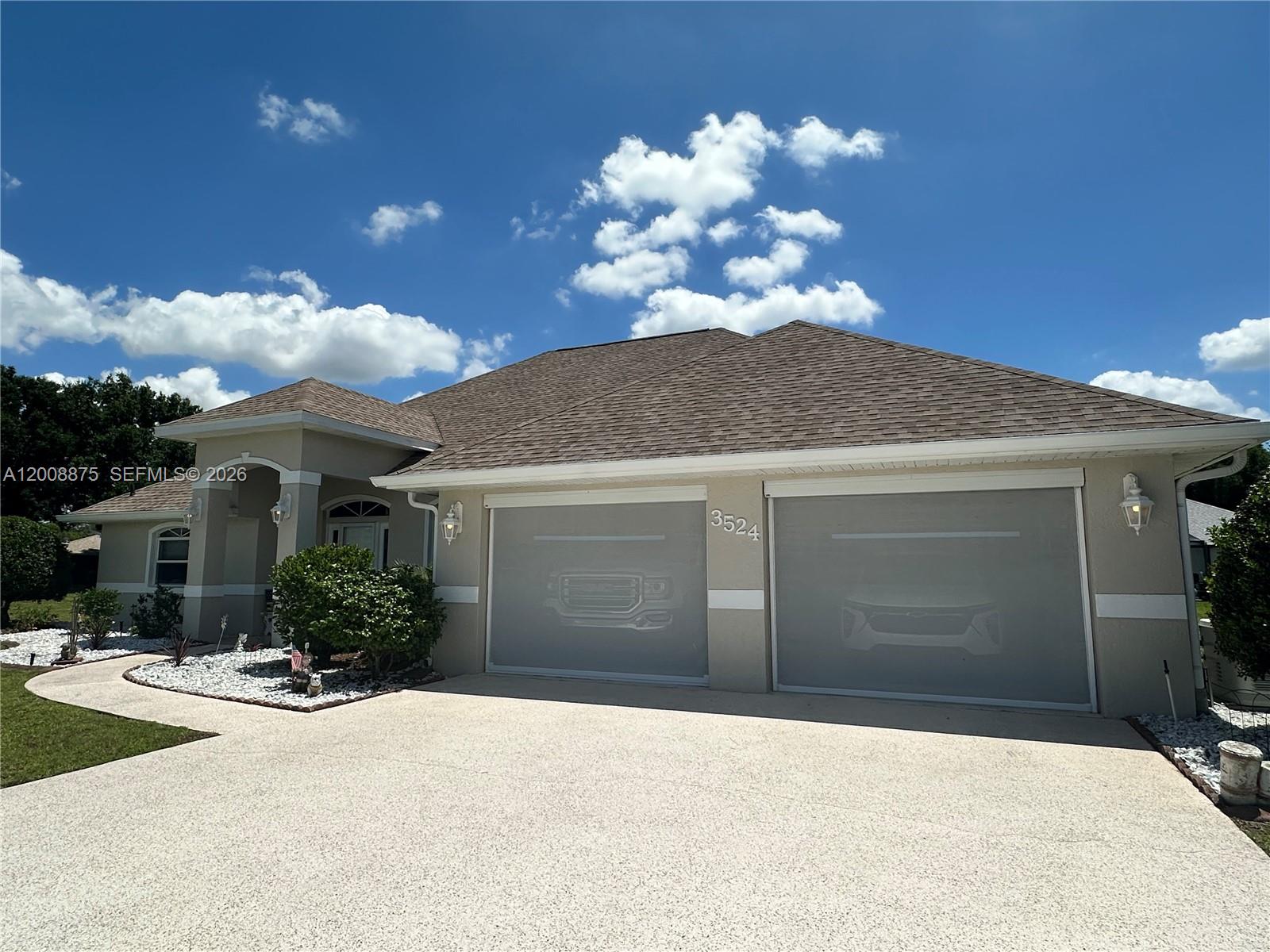 Sun N LAKE Manor Hill - Residential