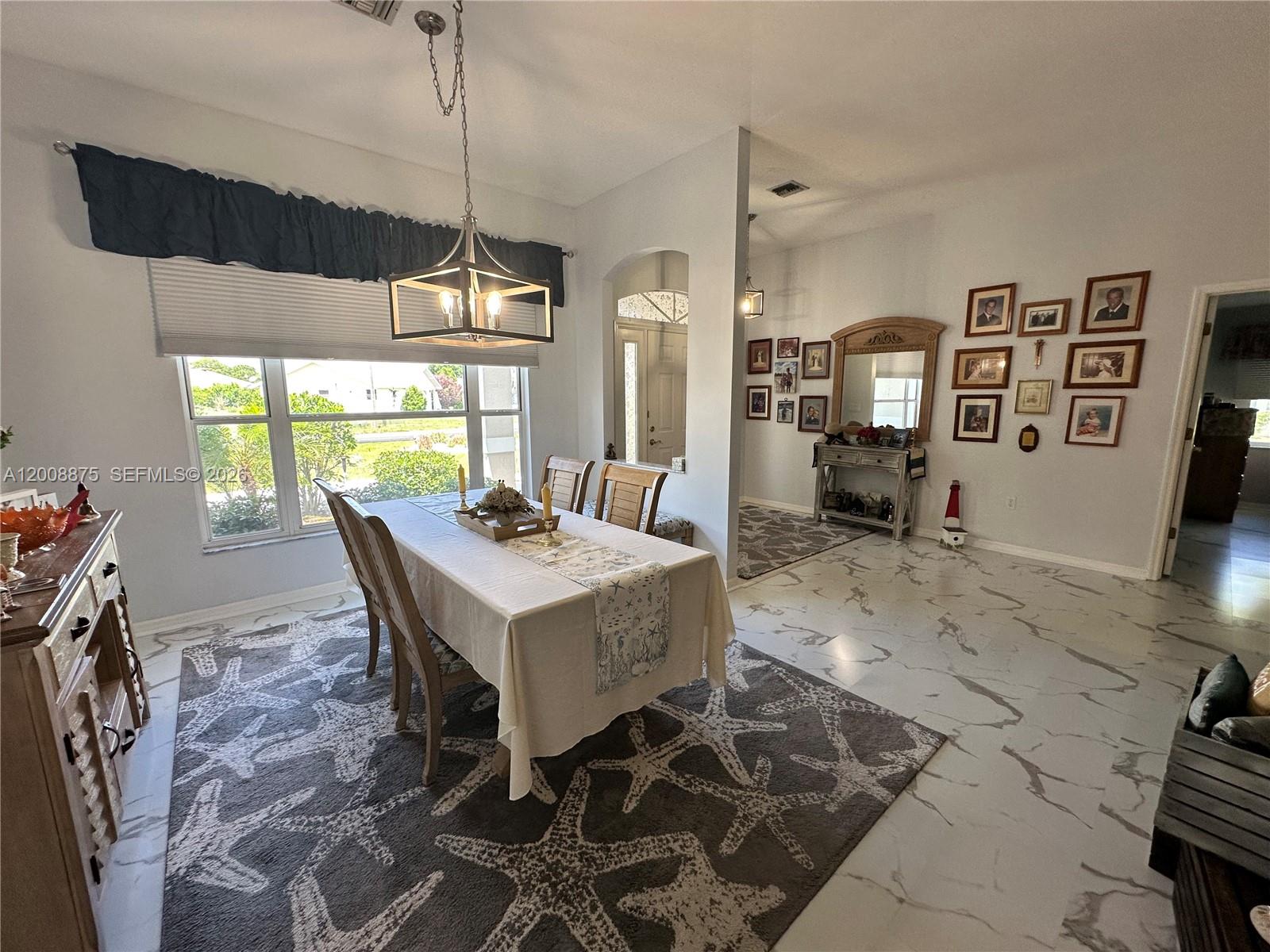 Sun N LAKE Manor Hill - Residential