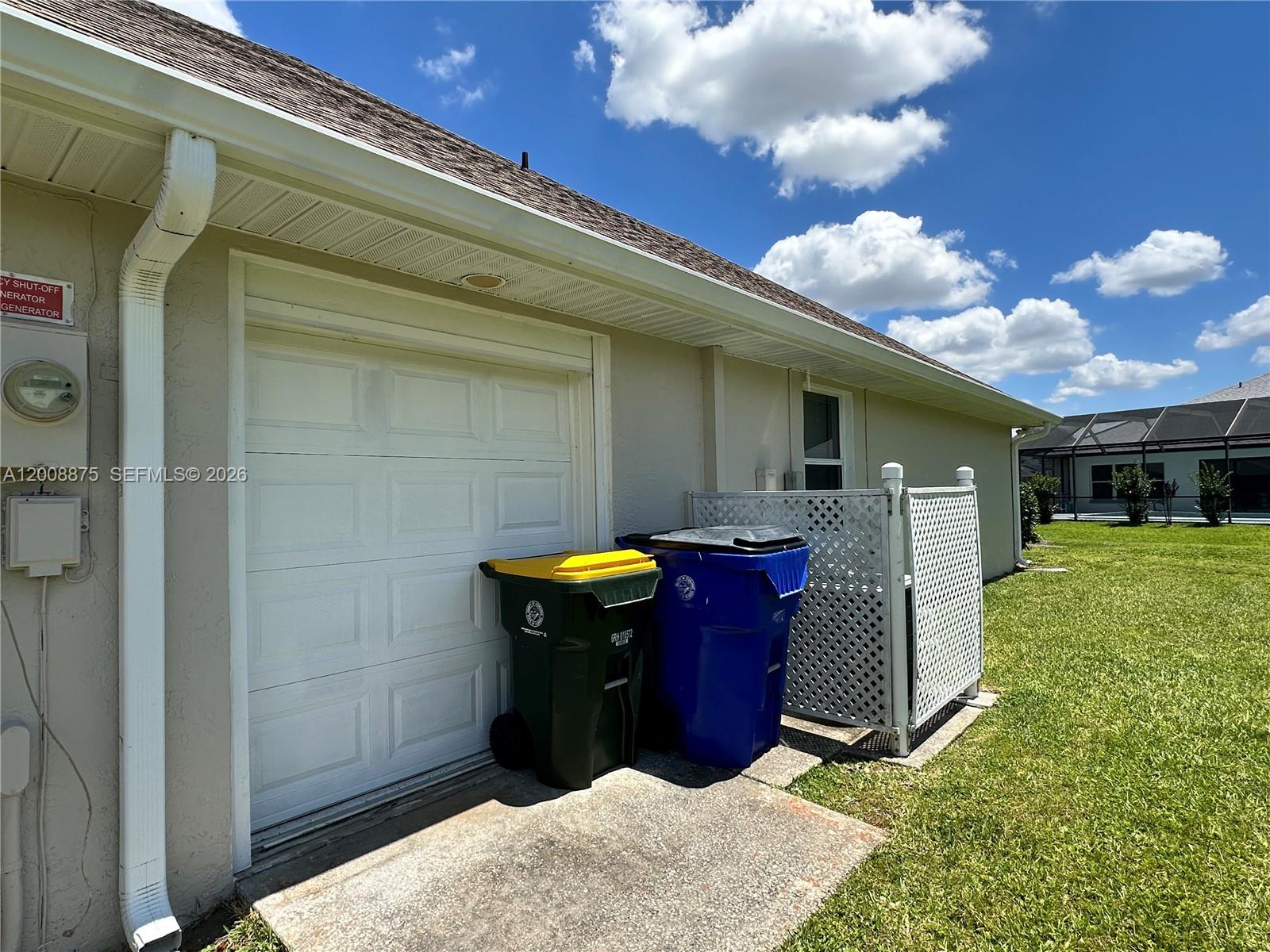 Sun N LAKE Manor Hill - Residential
