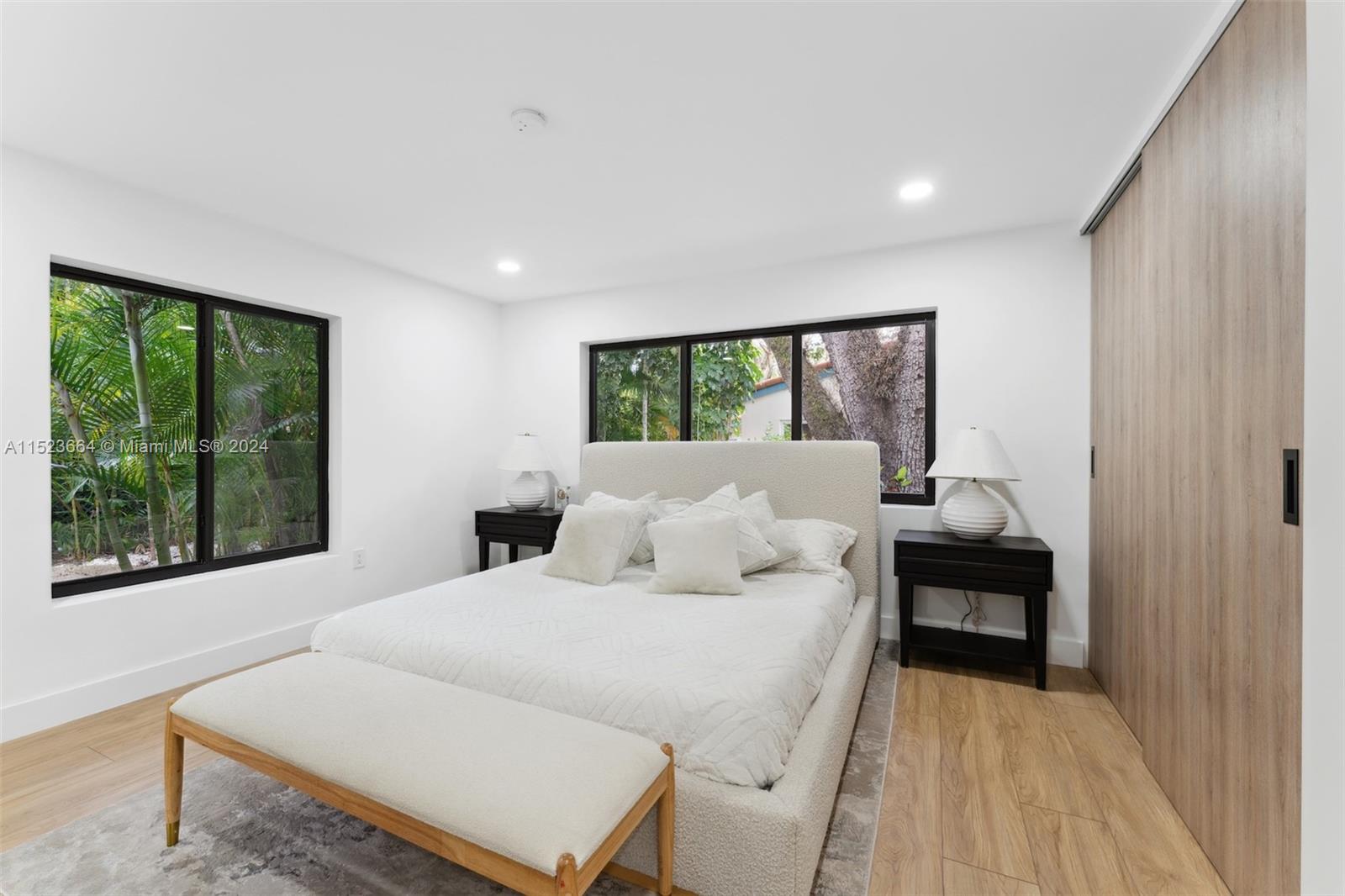 CORAL GABLES RIVIERA SEC - Residential