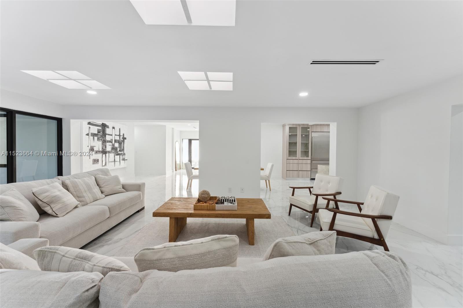 CORAL GABLES RIVIERA SEC - Residential