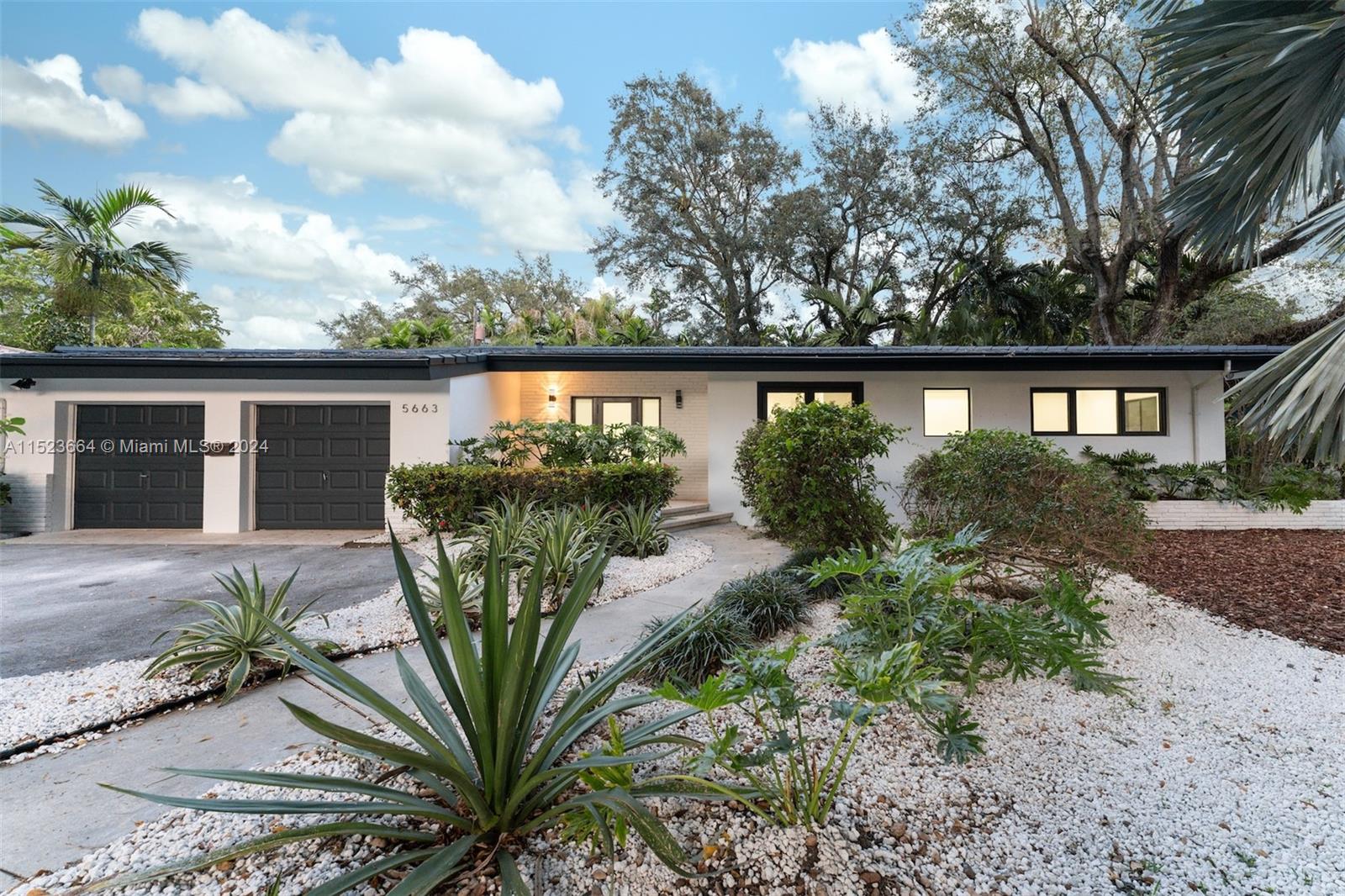 CORAL GABLES RIVIERA SEC - Residential