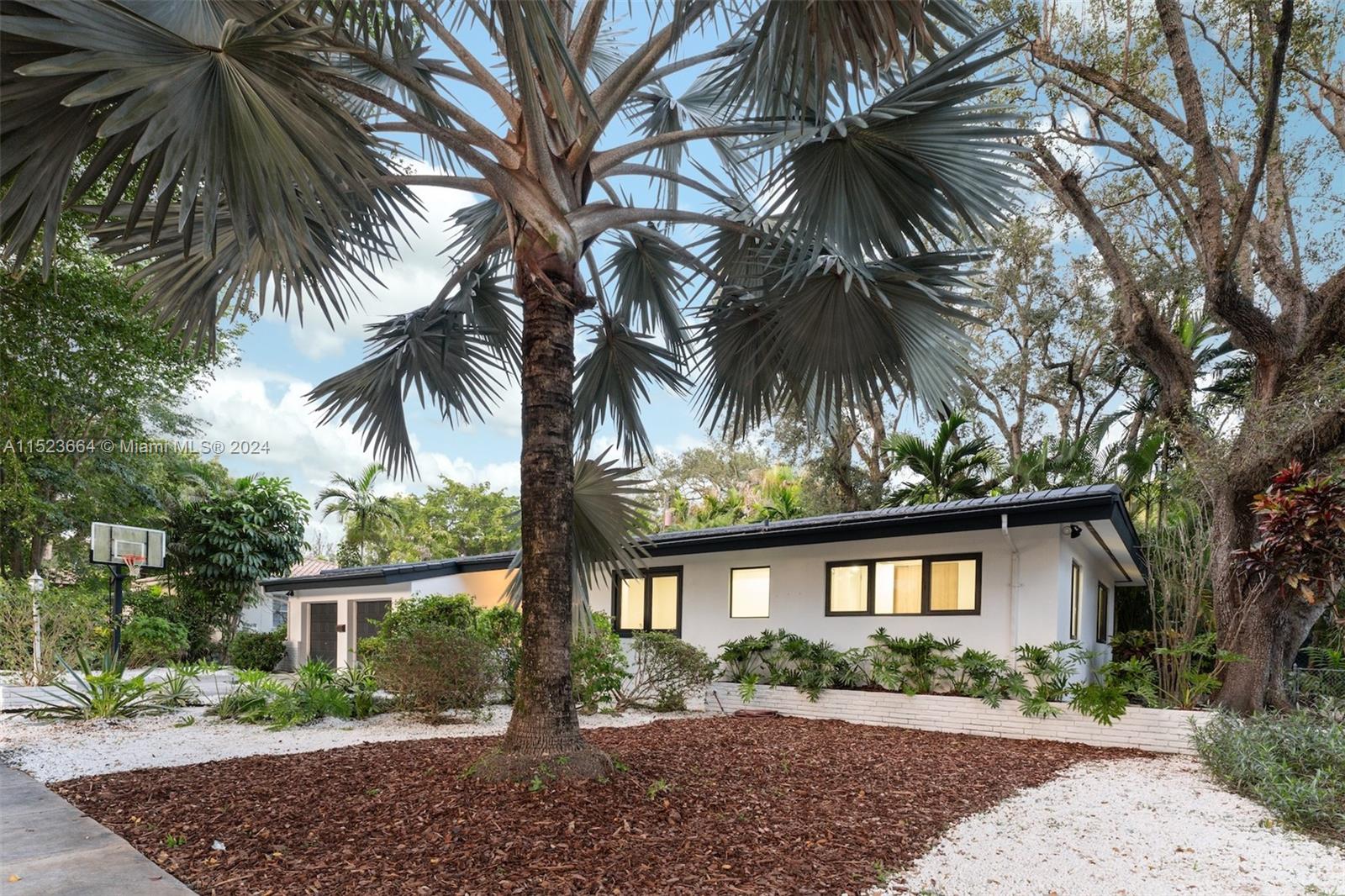 CORAL GABLES RIVIERA SEC - Residential