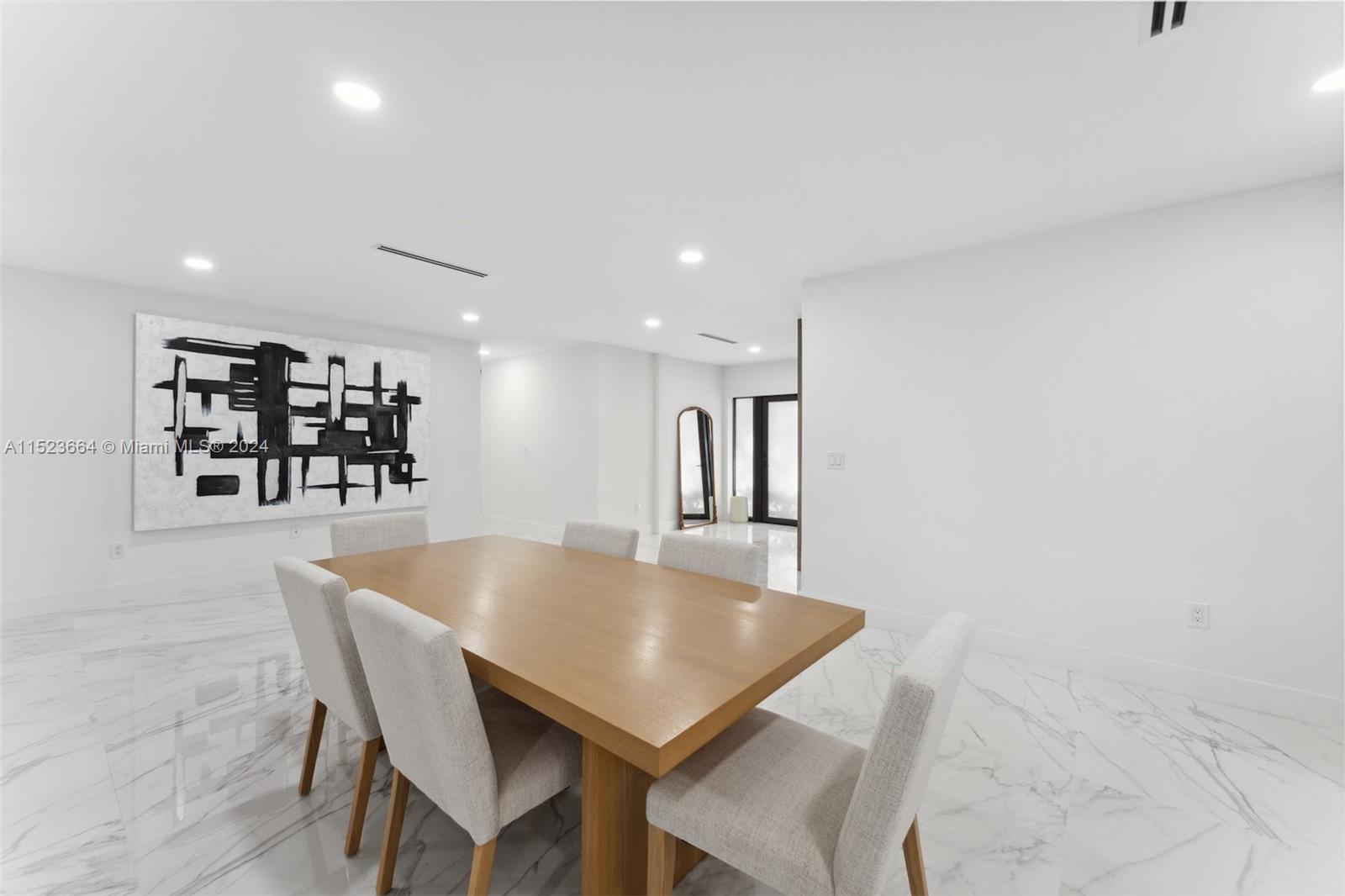 CORAL GABLES RIVIERA SEC - Residential