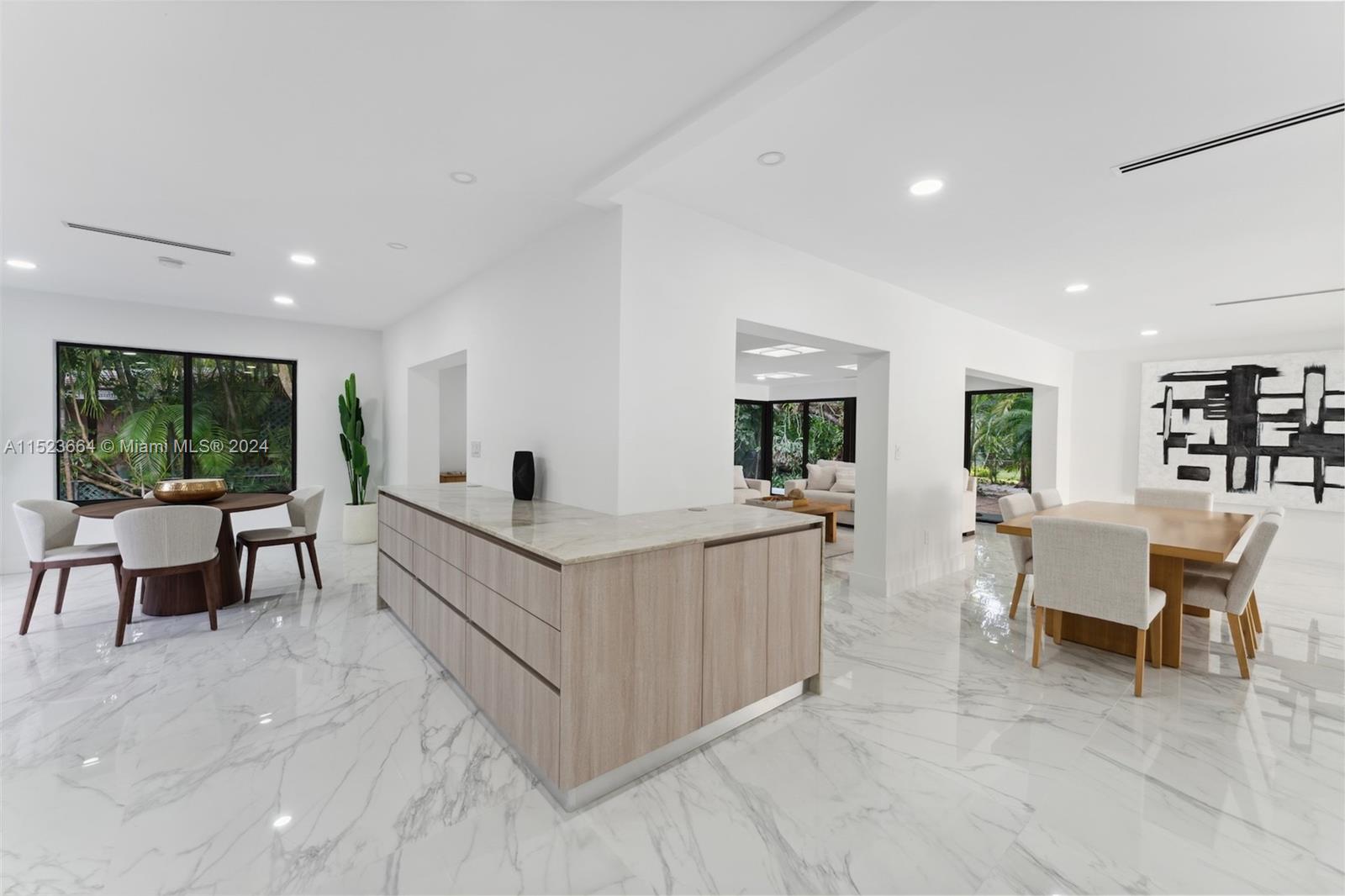 CORAL GABLES RIVIERA SEC - Residential