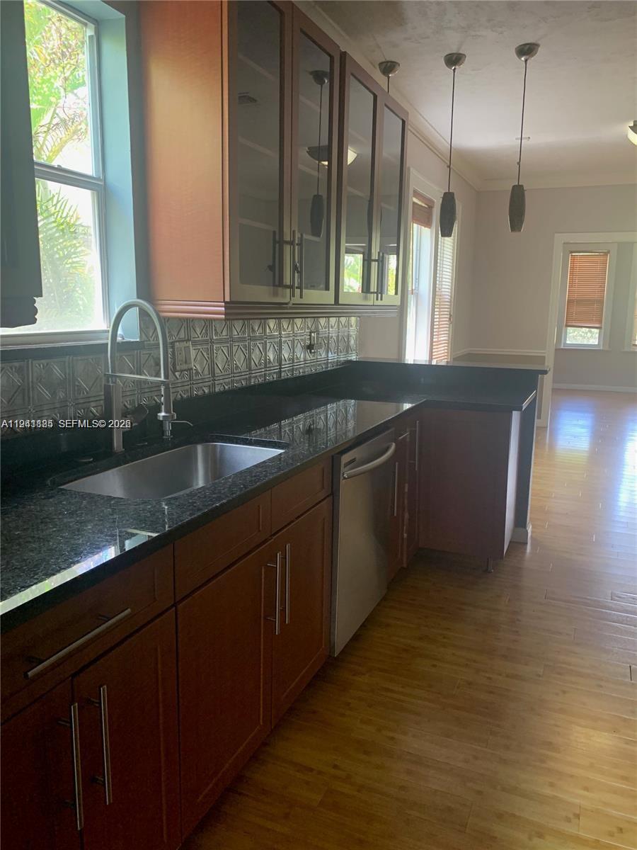 SHADOWLAWN EXTENSION SUB - Residential