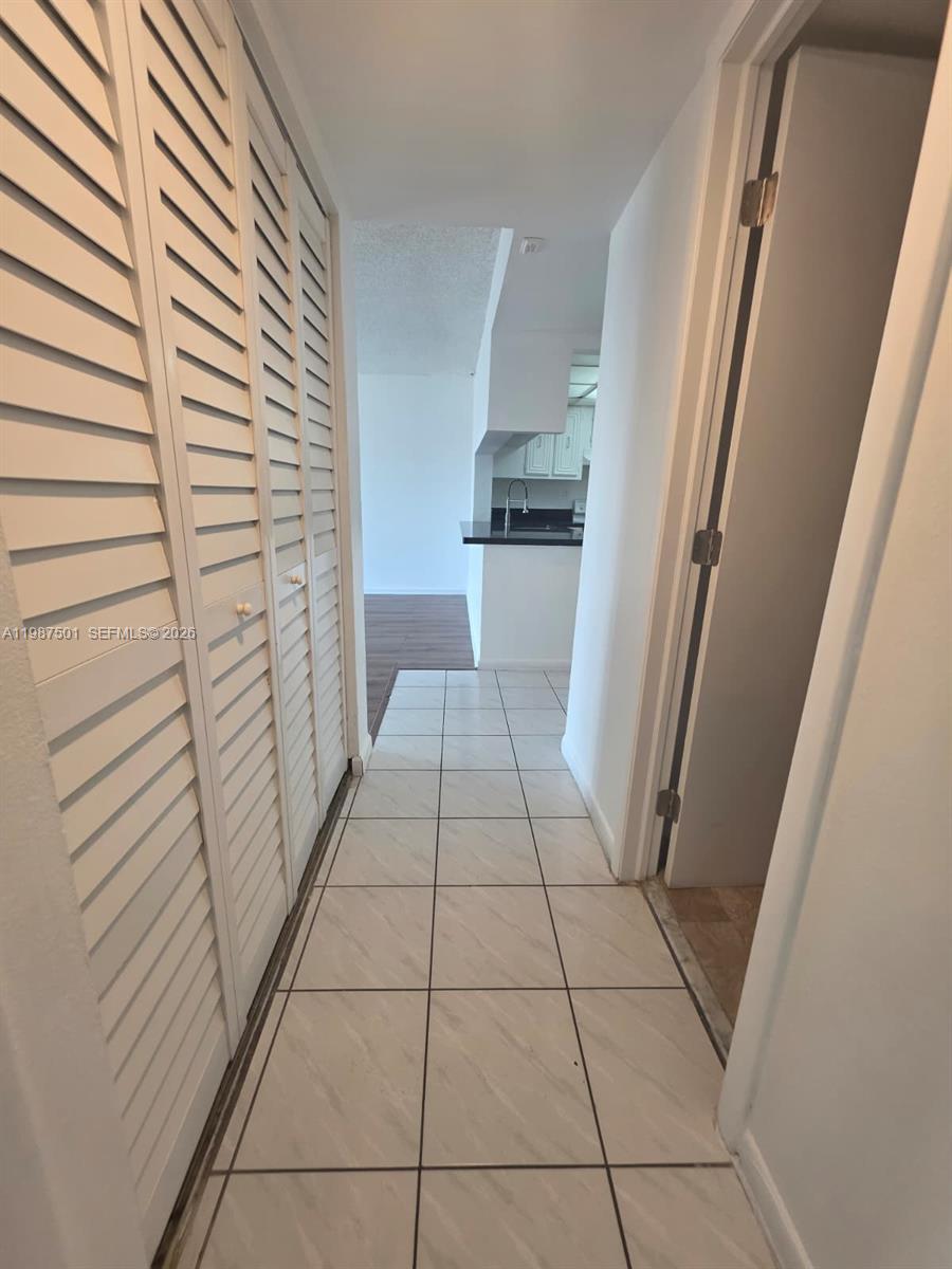 MONTECARLO CONDO - Residential Lease