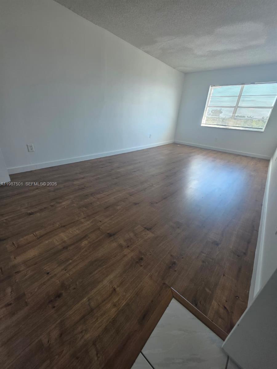 MONTECARLO CONDO - Residential Lease